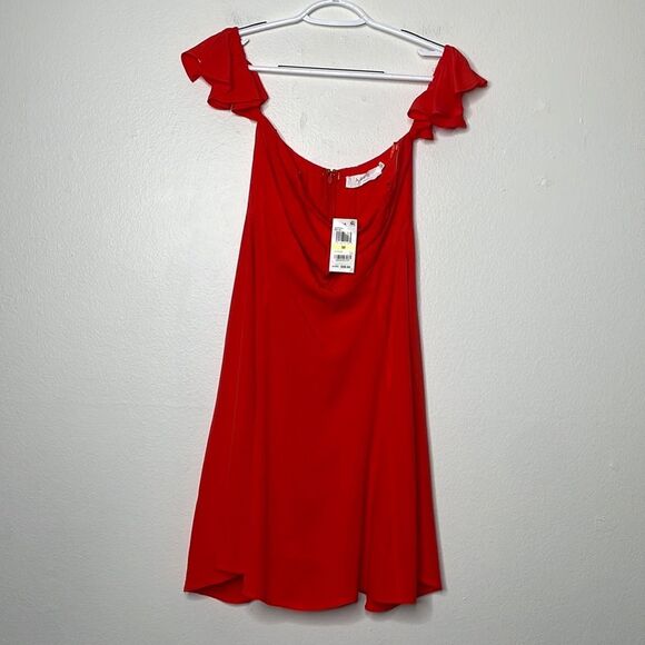 ASTR The Label Rosaria Off the Shoulder Mini Dress Size Medium - Picture 3 of 10
